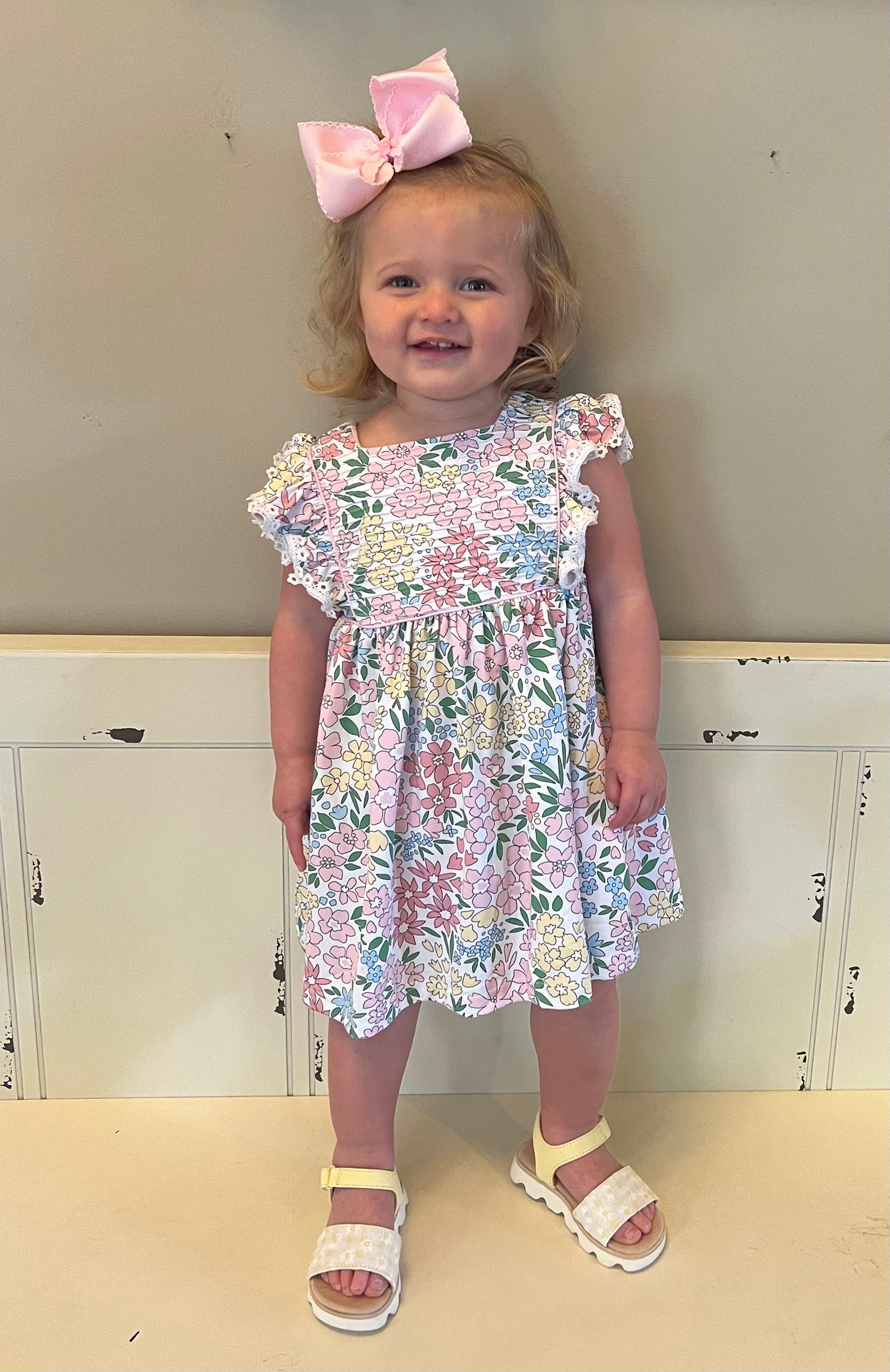 MULTICOLOR FLORAL DRESS w/ LACE