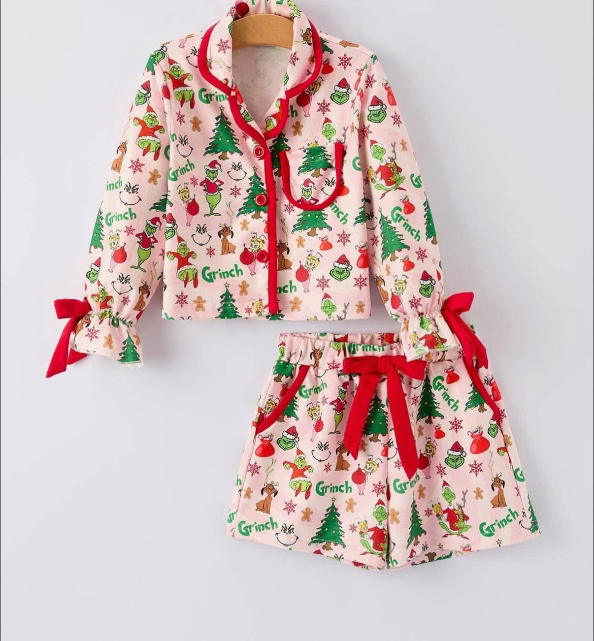 PINK MOM PINK GRINCH CHRISTMAS BOW PAJAMAS // ETA LATE AUGUST TO EARLY SEPT (PJS)